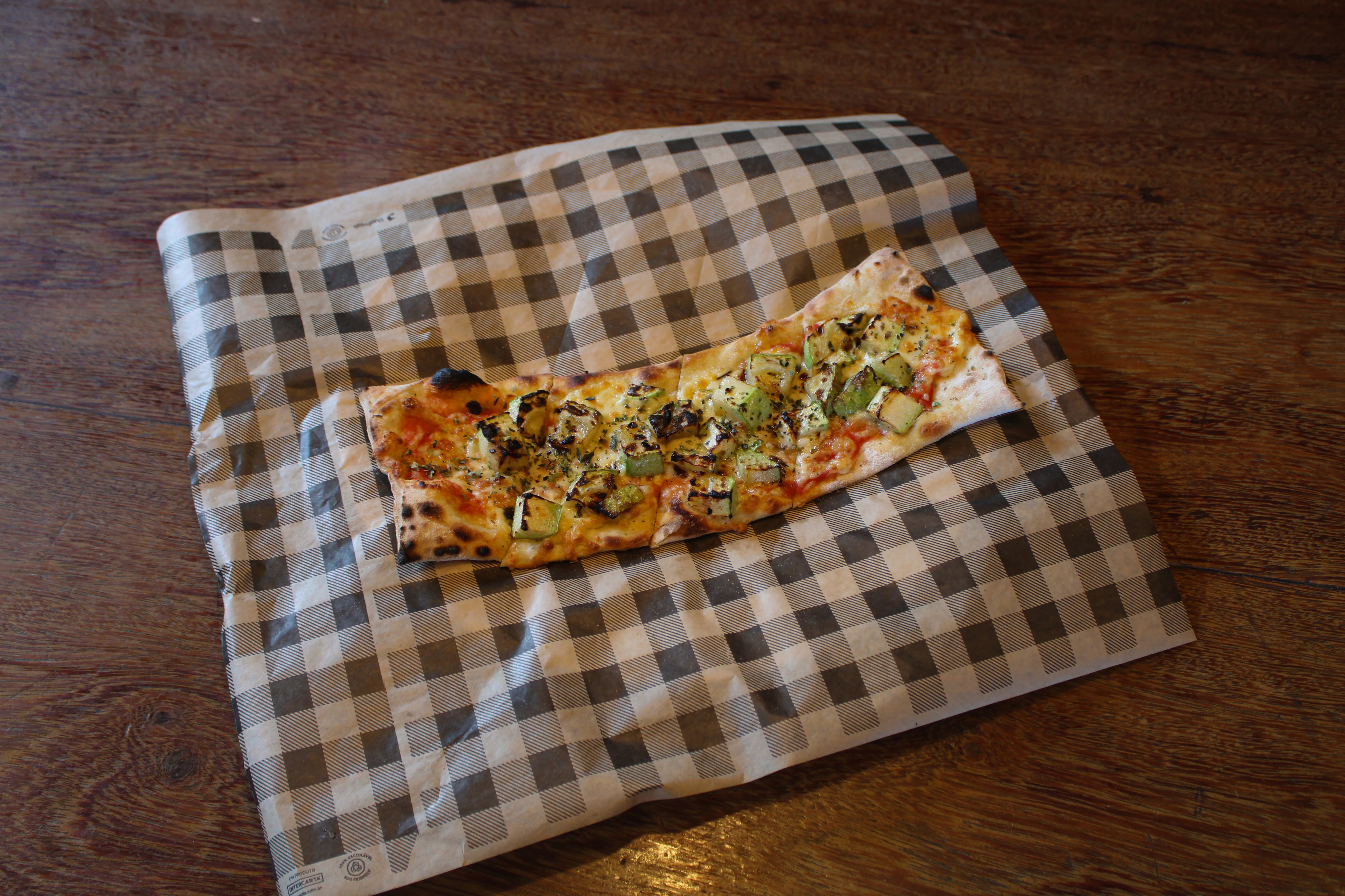Half Pizza Zuchini Vegana