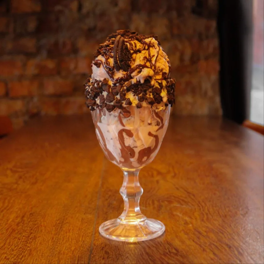 Taça de Brownie e Oreo